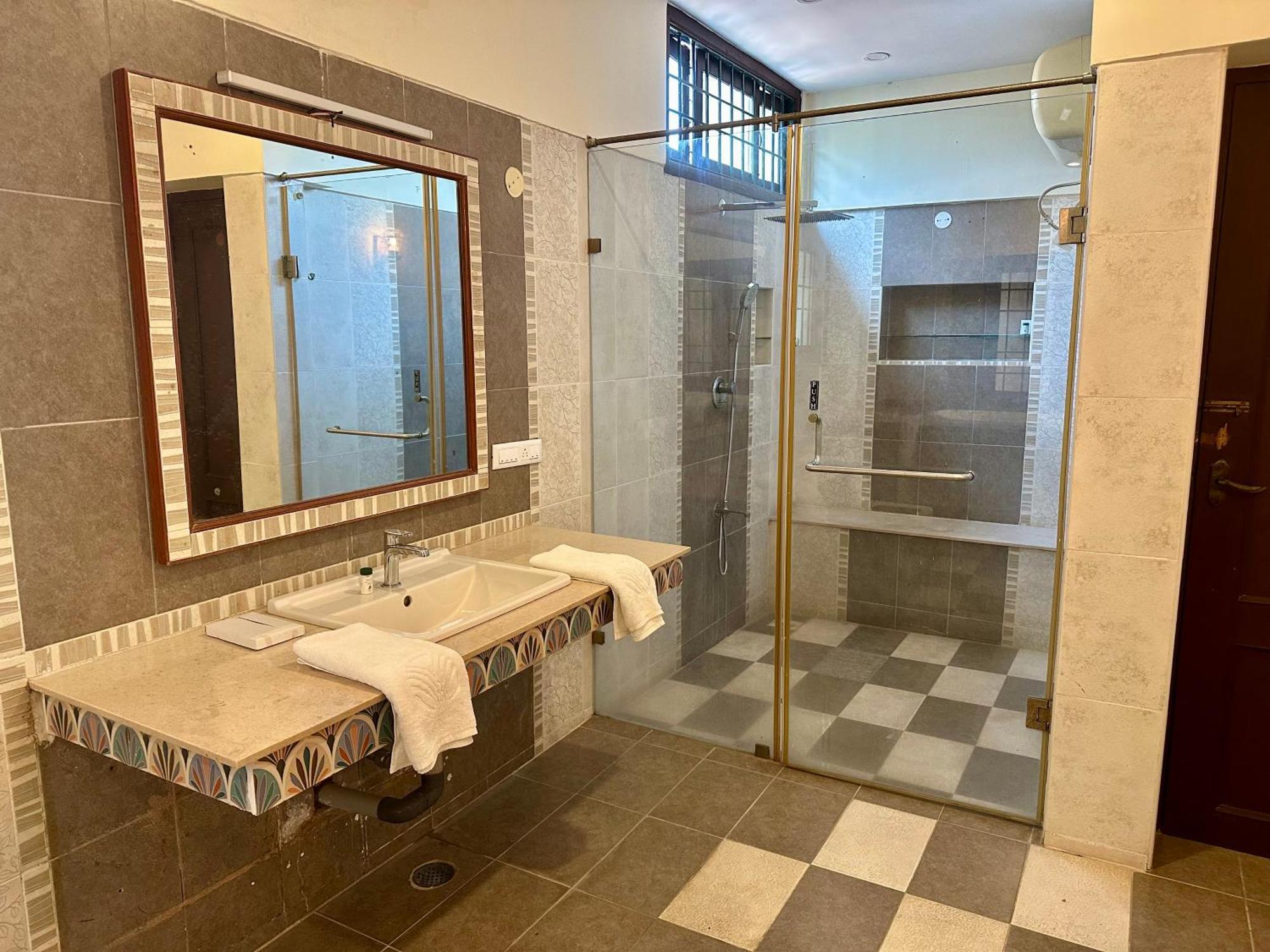 צ'נאי Costa Verde Luxury Seafront Villa מראה חיצוני תמונה