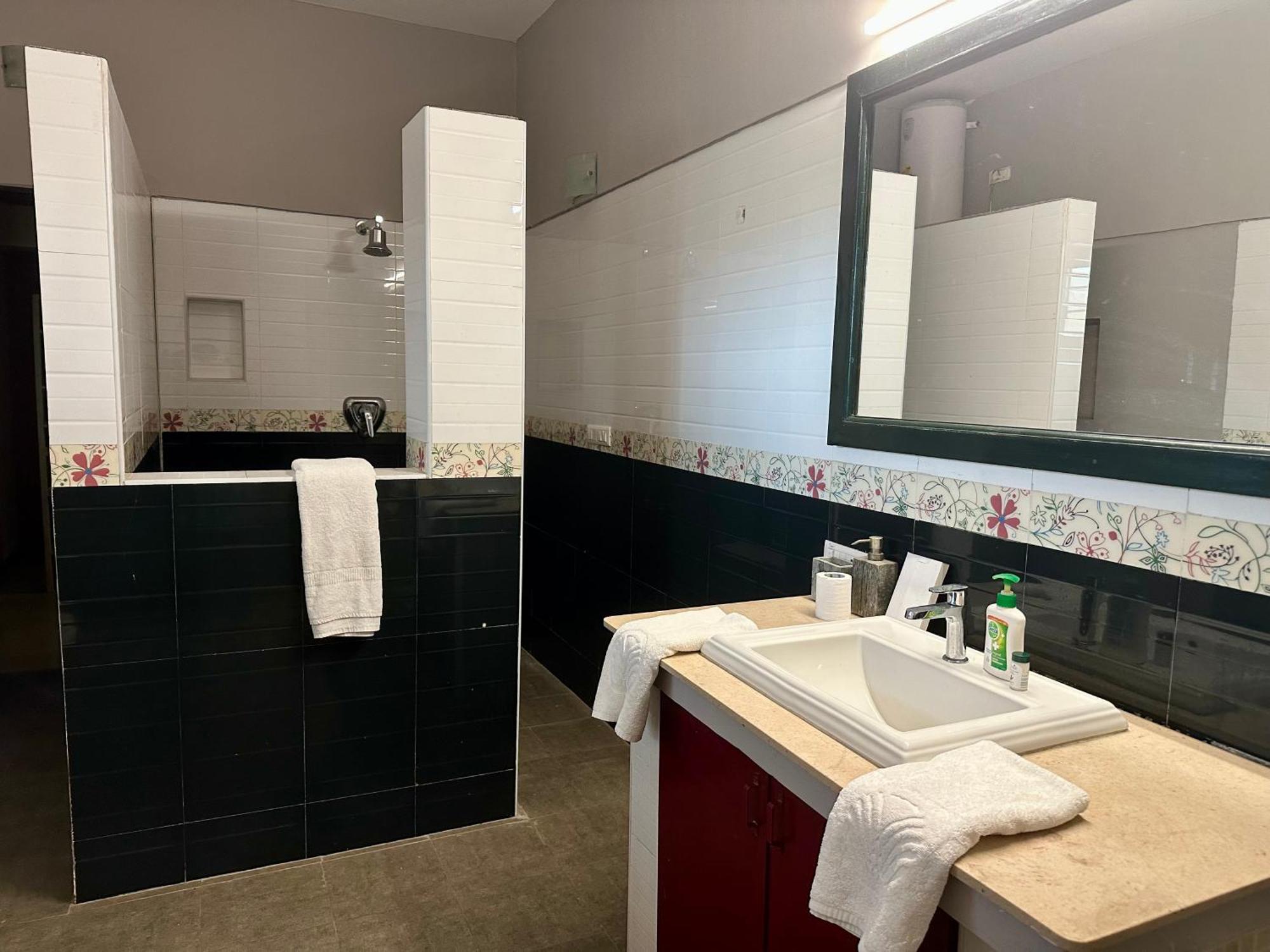 צ'נאי Costa Verde Luxury Seafront Villa מראה חיצוני תמונה